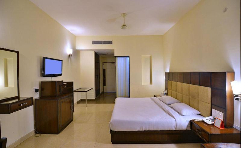 Eagle Motel Rājpura Esterno foto